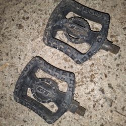 Old School Gt / Dyno Pedals