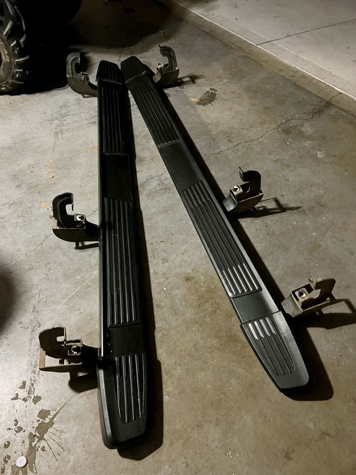 GMC Sierra Step Bars OEM