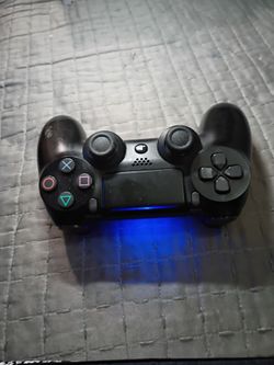 PS4 Controller Sony DualShock 4 - Black PlayStation 4 Video Game Controller Working And Tested