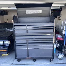 52in Husky ToolBox