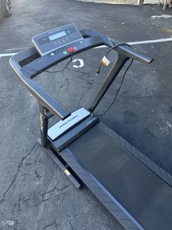 ProForm Cadence WLT Treadmill In Excellent Condition