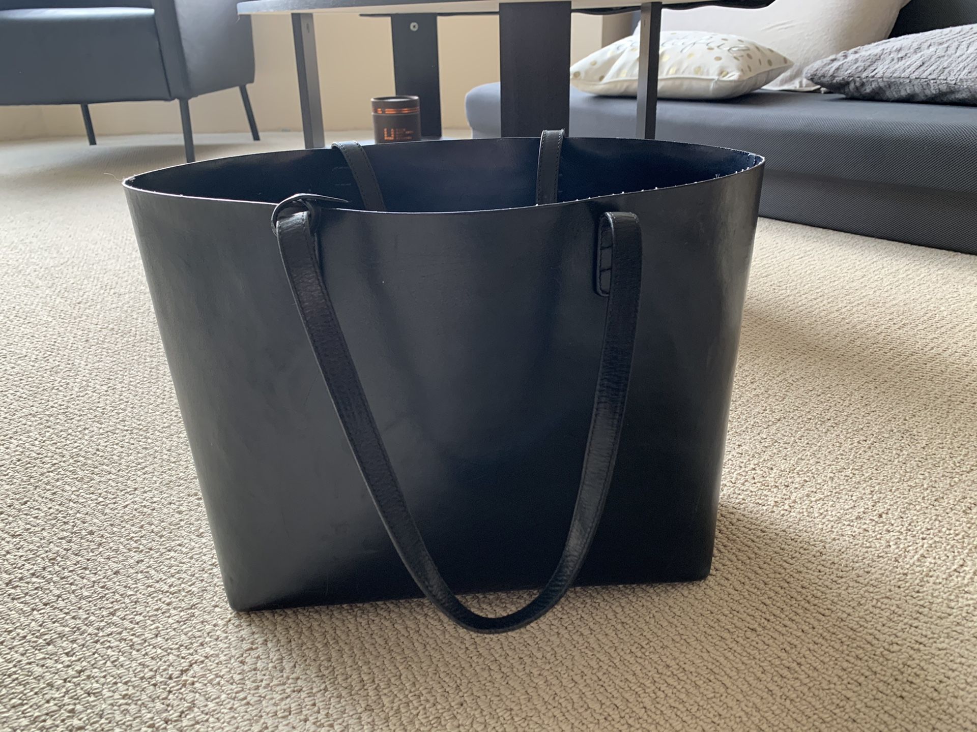 Mansur Gavriel tote $150