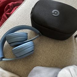 Beats Solo 4