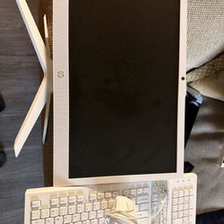 HP 21.3in Desktop Computer