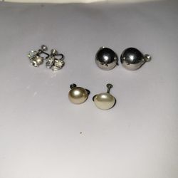  Chunky Costume Fashion Earrings