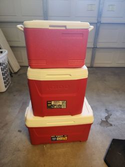 3-Piece Igloo Cooler Set - Rolling Wheel Cooler & Chest Coolers