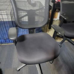 Adjustable Office Chair 