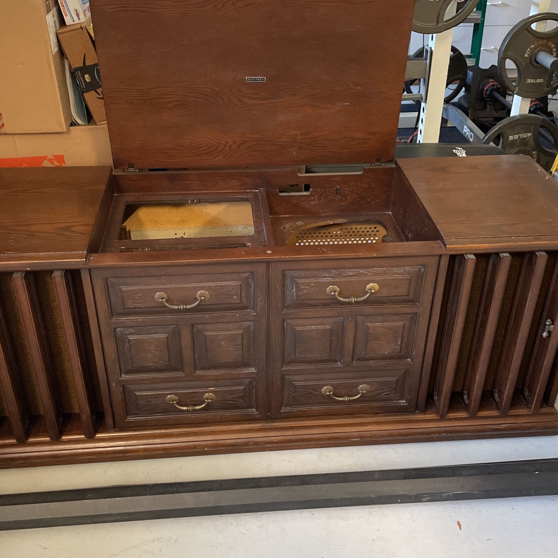 Zenith HiFi Cabinet
