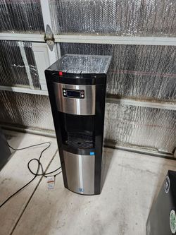 Water Dispenser