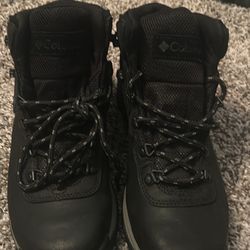 Columbia Men’s Hiking Boots