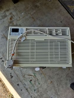 Window unit, Air Conditioner