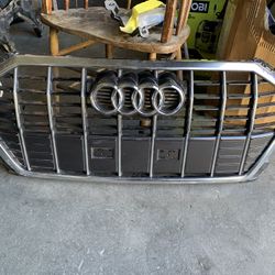 2018-2020 Audi Q5 Grille