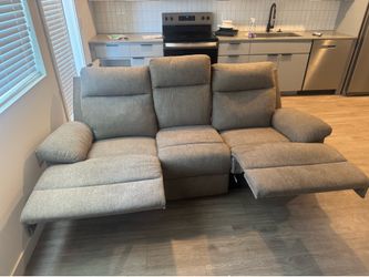 Beige/brown couch