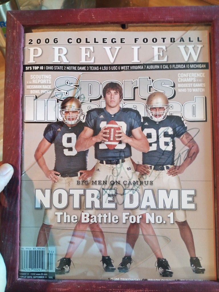 08/2006 Autographed SI, Quinn, Thomas And Zbikowski