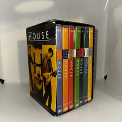 House Dvd Series 1-7 missing #8