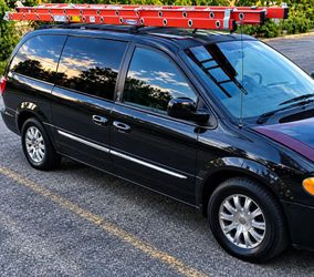 2003 Chrysler Town & Country