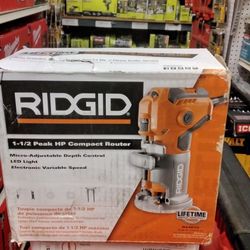RIDGID 1-1/2 PEAK HP COMPACT ROUTER