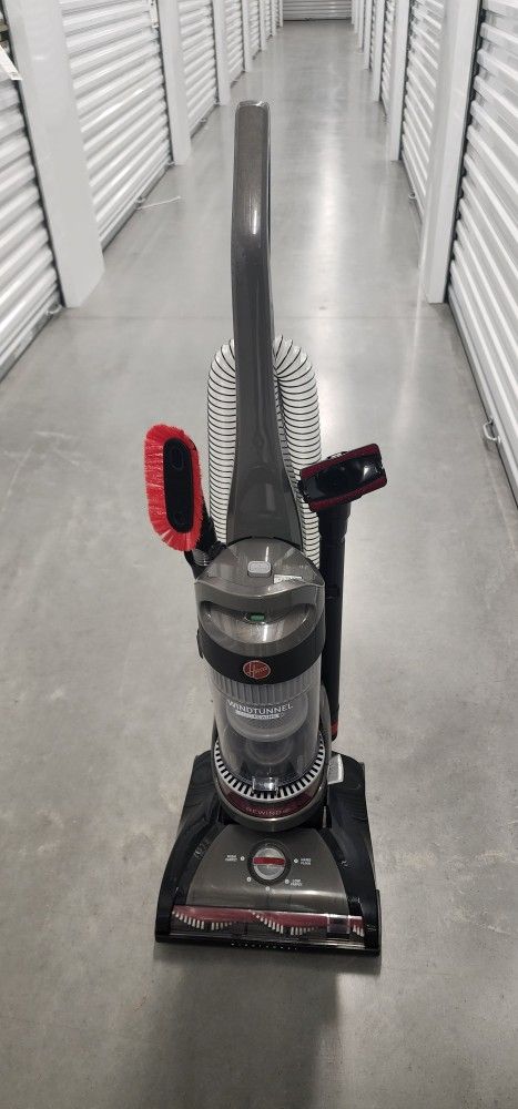 Hoover Windtunnel Rewind Vacuum 