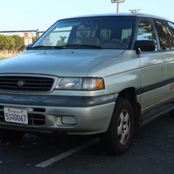 1996 Mazda MPV