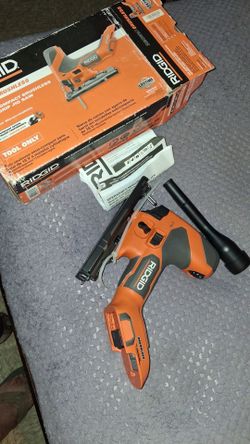 Brushless  ridgid 18 v supcompact grip jig saw