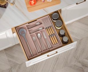 TIOPGHAD Bamboo-Silverware-Drawer-Organizer-Kitchen, Expandable Utensil Holder Cutlery Tray Flatware Organization Adjustable Wood Tableware Dividers S