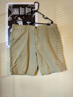 Men's Faded Glory Khaki shorts size 40