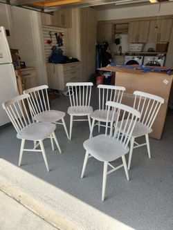 Six beautiful , white dining room chairs , perfect condition ,