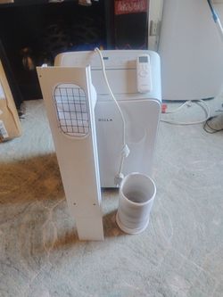 (PENDING PICKUP) Della Portable Air Conditioner 5500 BTU With Remote And Window Kit