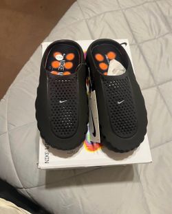 Size 5y Nike Mind 001