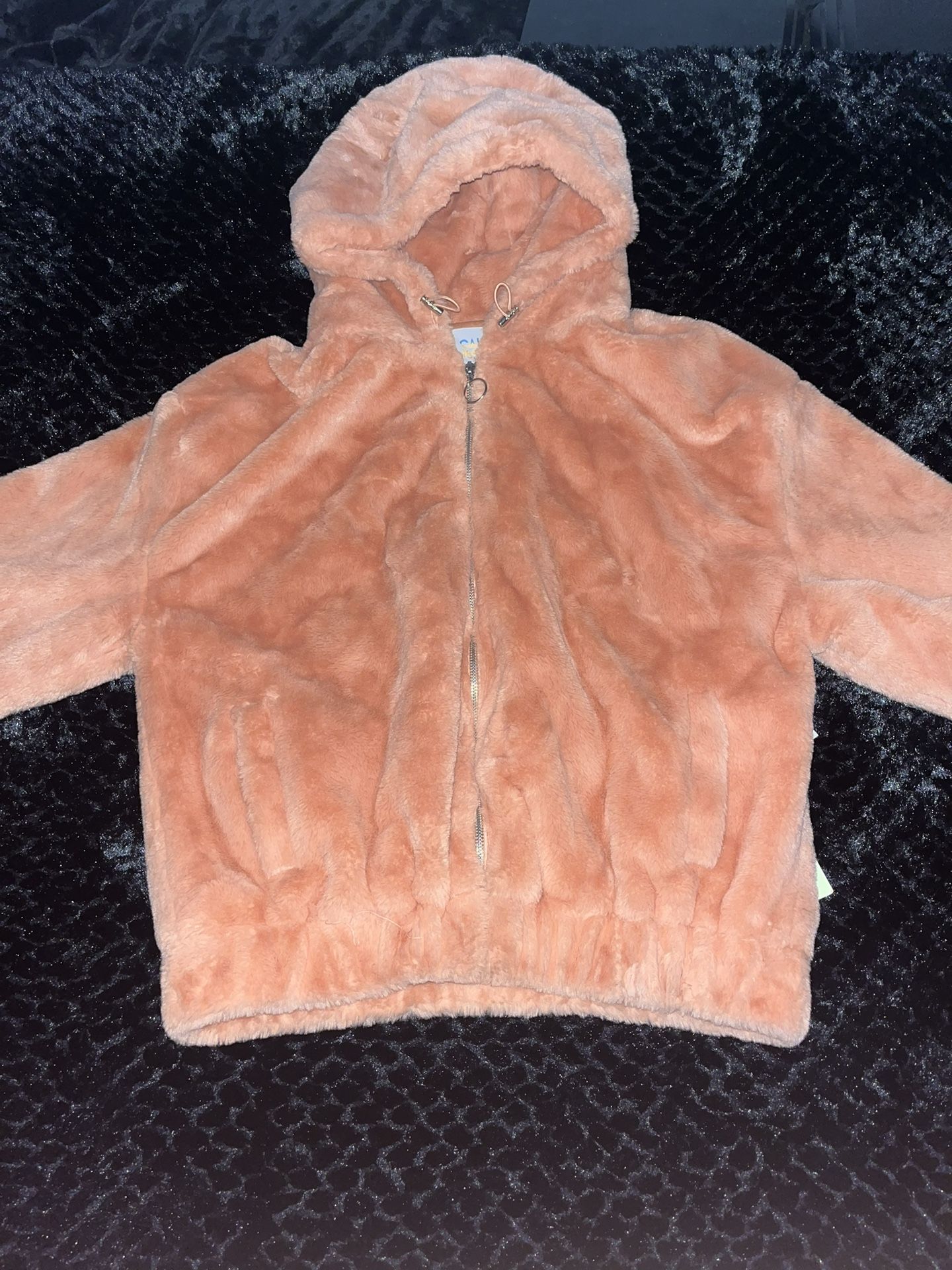 Pink faux fur jacket #fauxfur #jacket size Large
