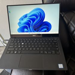 Dell XPS 2017 i7 8gb Ram 512gb Ssd touchscreen 