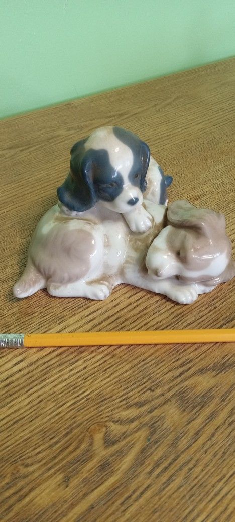 Puppies Playing, Beautiful Ceramic Piece For Ur Collection.