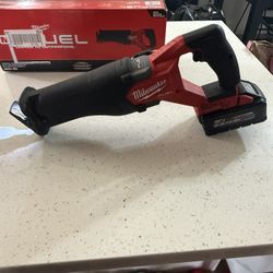 Milwaukee Sawzall M18 Fuel 