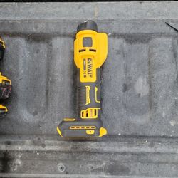 DEWALT 20V BRUSHLESS CUT-OUT TOOL LIKE NEW MOD# DCE555