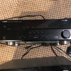 Yamaha RXV367 With old style iPod Dock