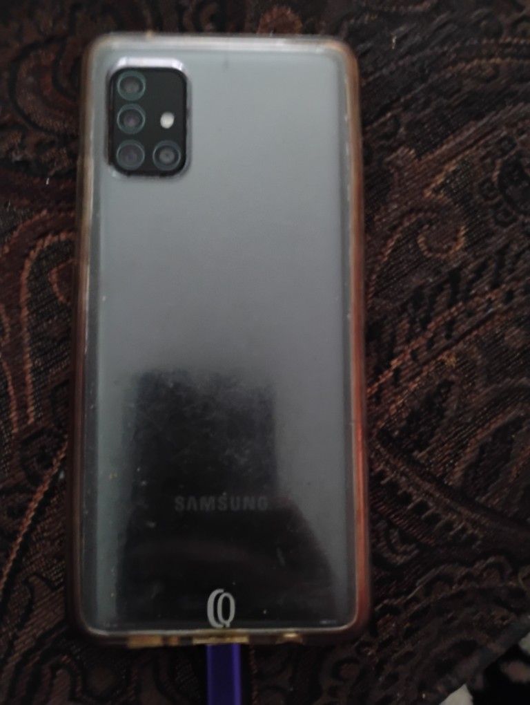Samsung Galaxy A51 5G Carrier locked AT&T Used some scratch
