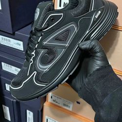 Dior B30 