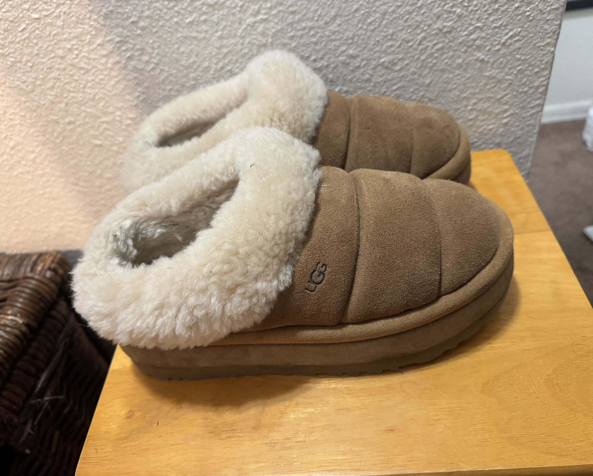 Uggs Slippers Platform 
