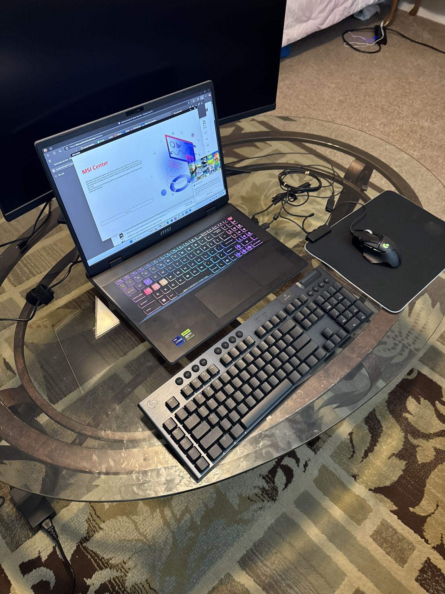 MSI Sword 17HX Gaming Laptop I9/32gb/RTX 4070/1TB