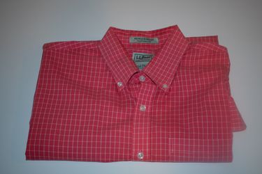 LL Bean men’s button down shirt Size 17-36