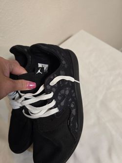 Size 6Y - AirJordan Style Code: 724042-002