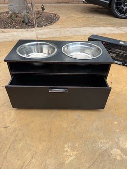 Dog Bowl container