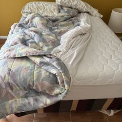 Mattress, Box Spring,frame, Pillows, Sheets And Bedspread