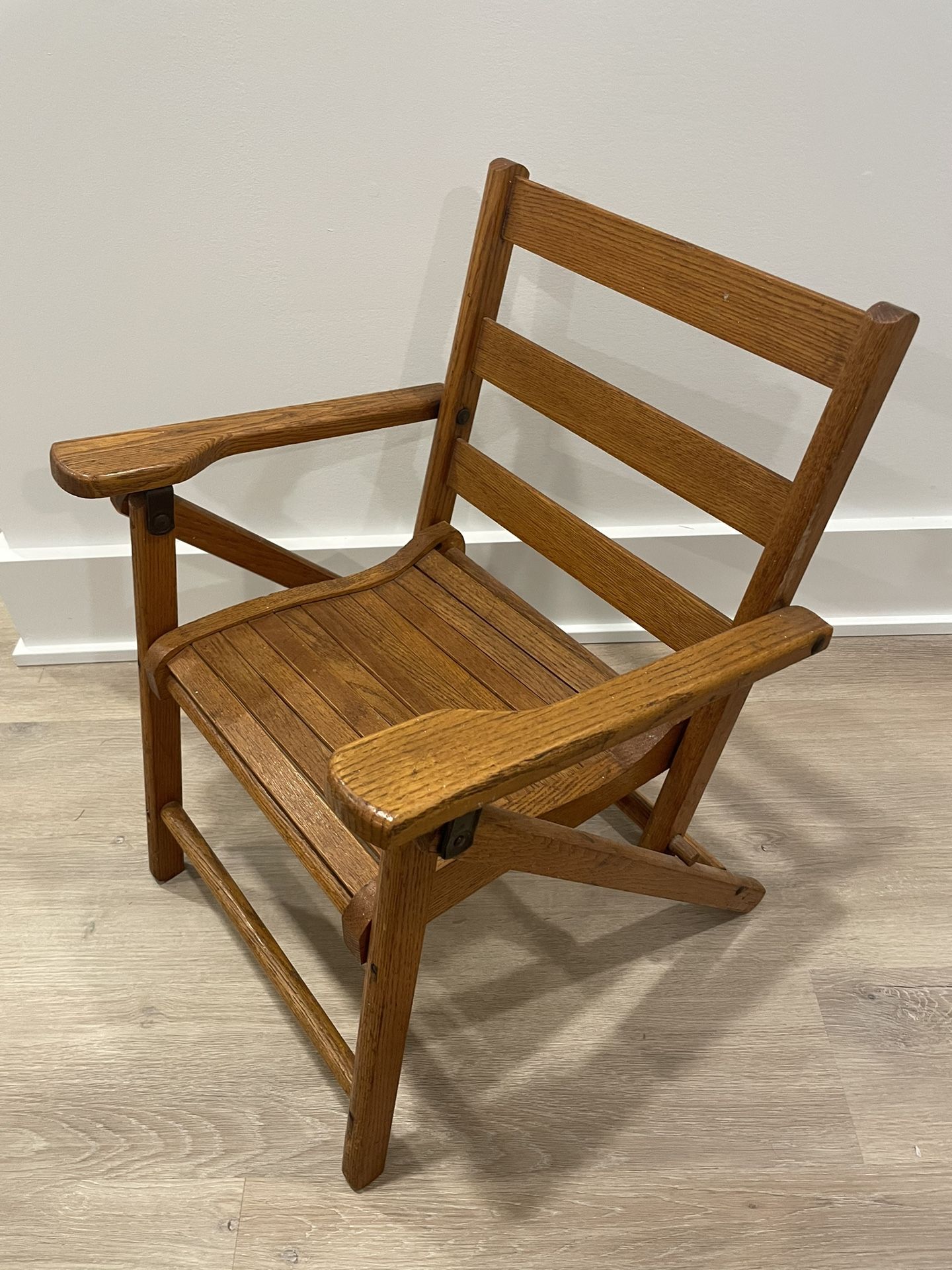 Antique Mid-Century Child's Wooden Slat Folding Chair No. 46 Paris Mfg. Co. USA