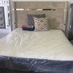 BEIGE & GOLD bed 🛏️  FAST DELIVERY 🚚 📦