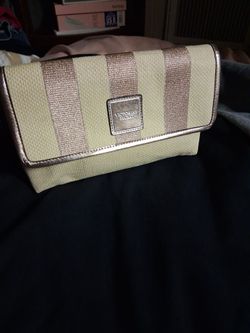 New bolsa Victoria's secret