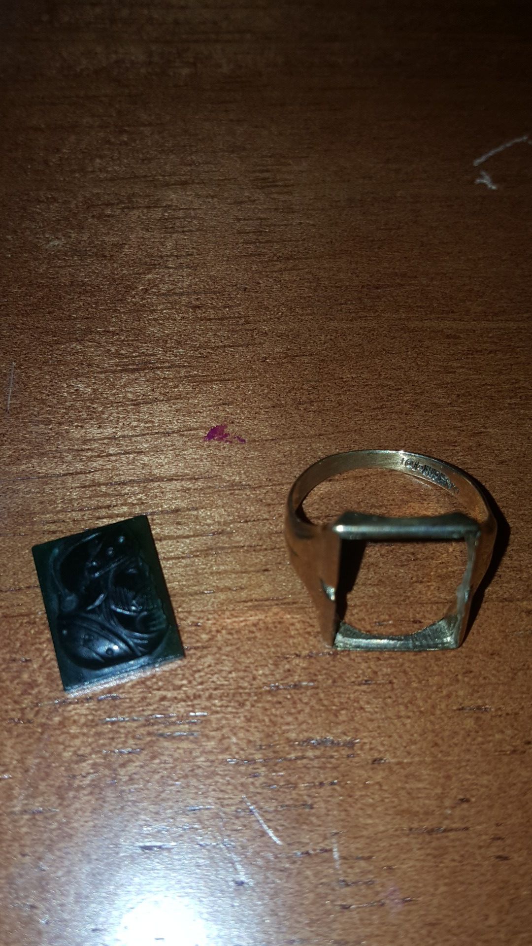 Solid 10k Gold Roman Intaglio Soldier Ring 4.1 Grams