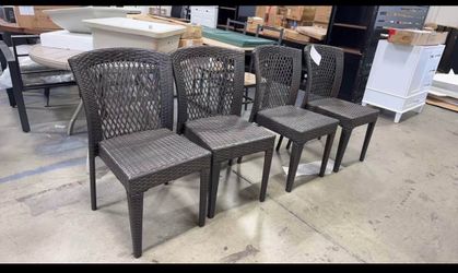 Assembled New Outdoor Dining Chairs Set of 4 - UV-Resistant PE Rattan & Steel Frame - Patio Chair