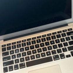 MacBook Air 13 