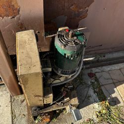 Electric gate stuck or not opening? Fast solution for motor, chain, and sensor issues